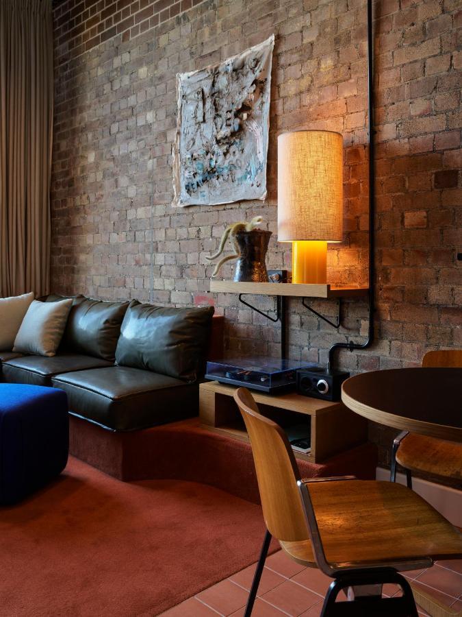 Ace Hotel Sydney Exterior foto A living room in a loft apartment